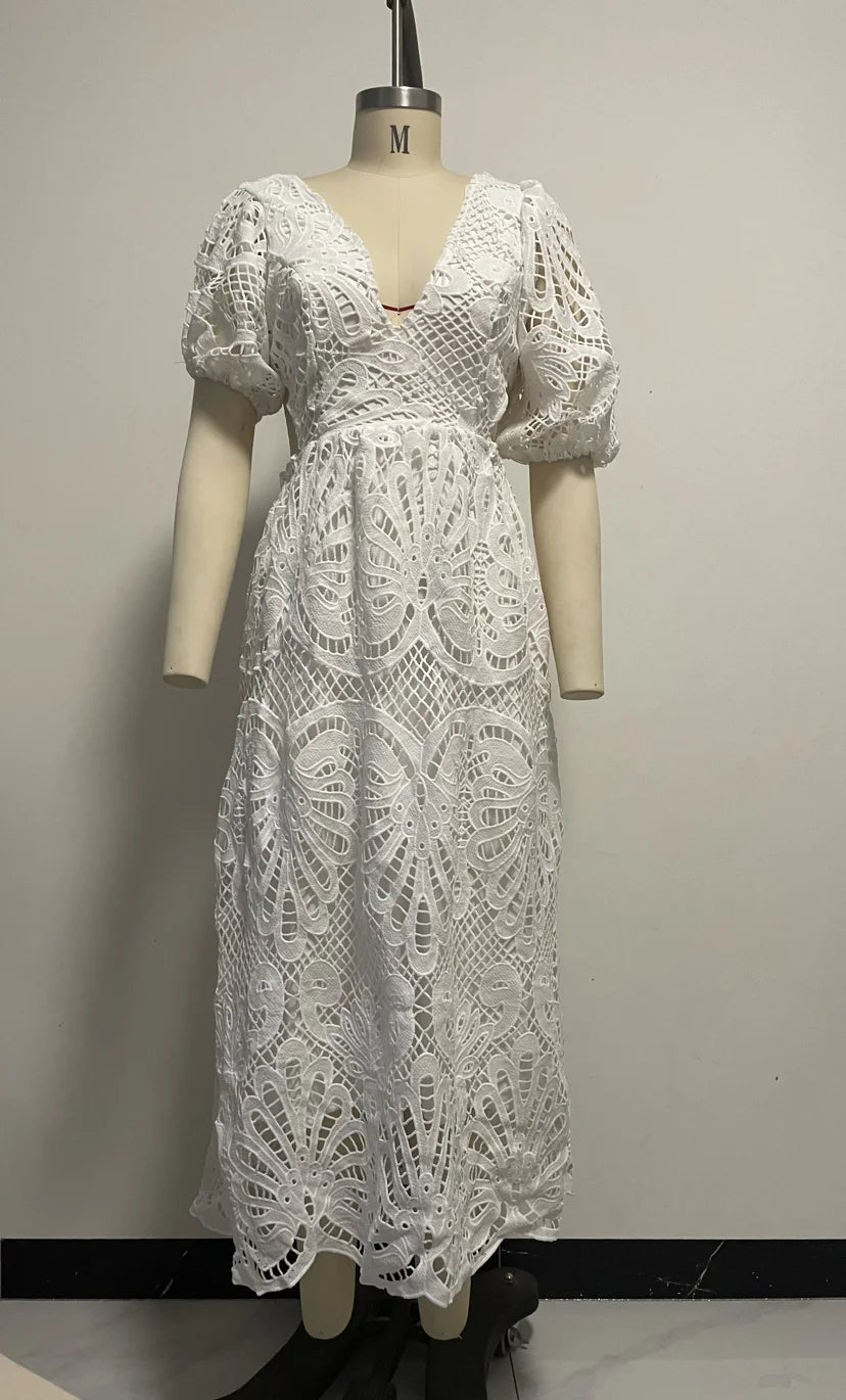 Cutout lace embroidery sexy waist-baring dress