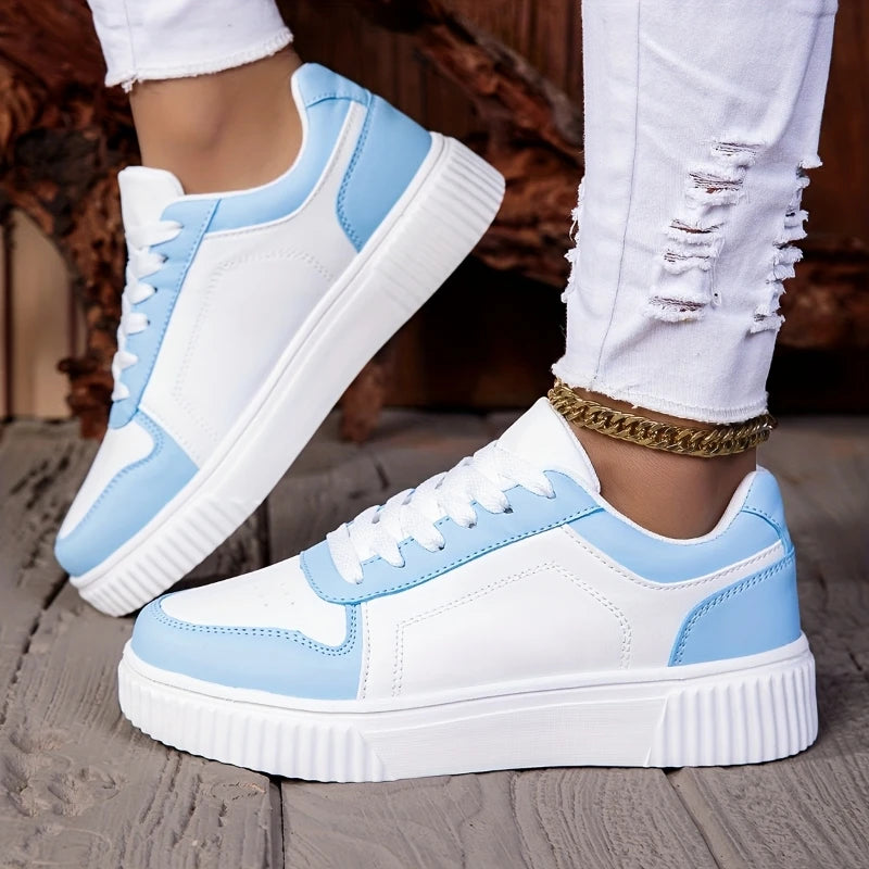 Comfortable sports and leisure shoes