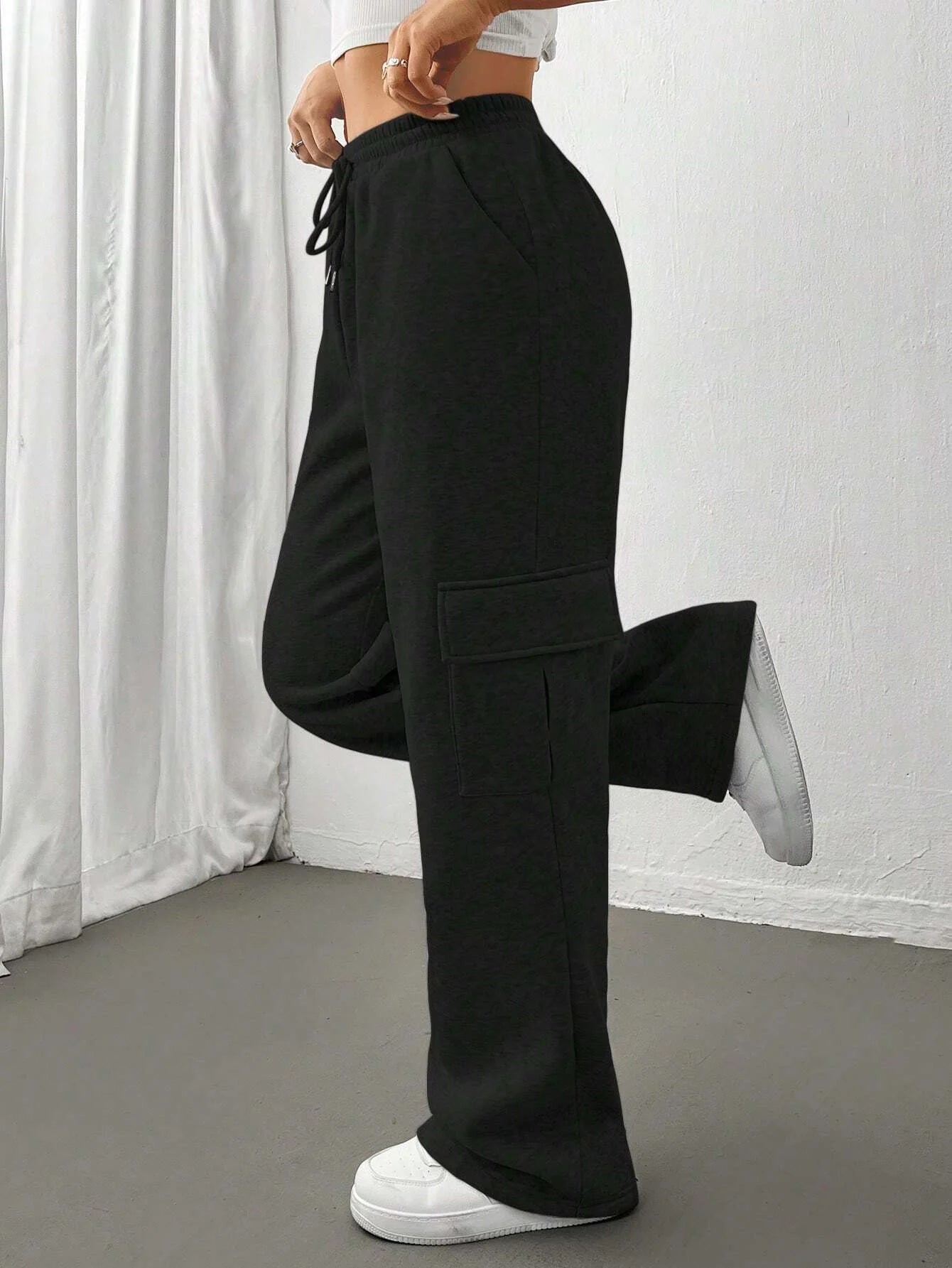 Multi-pocket overalls and casual pants