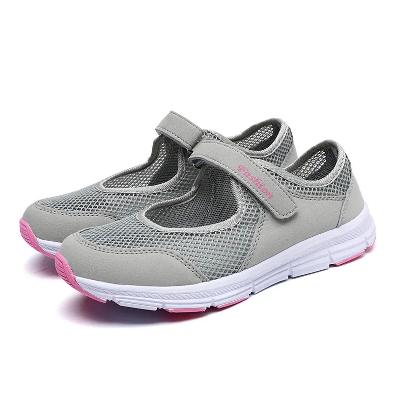 Outdoor Leisure Mountaineering Mesh Breathable Women's Shoes