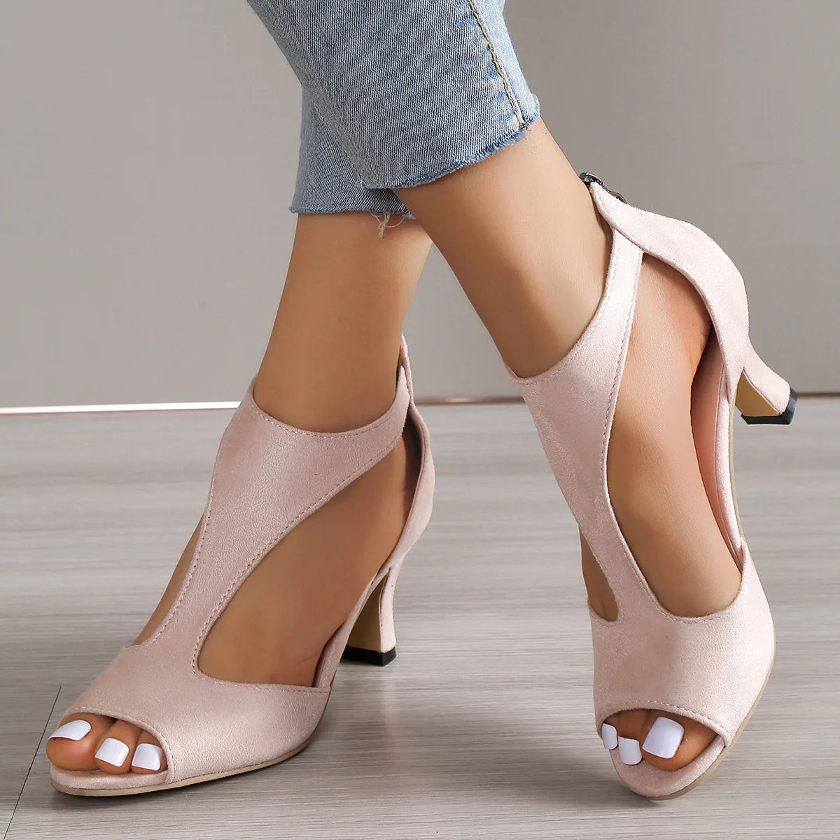 0 Suede fish mouth with thick heel