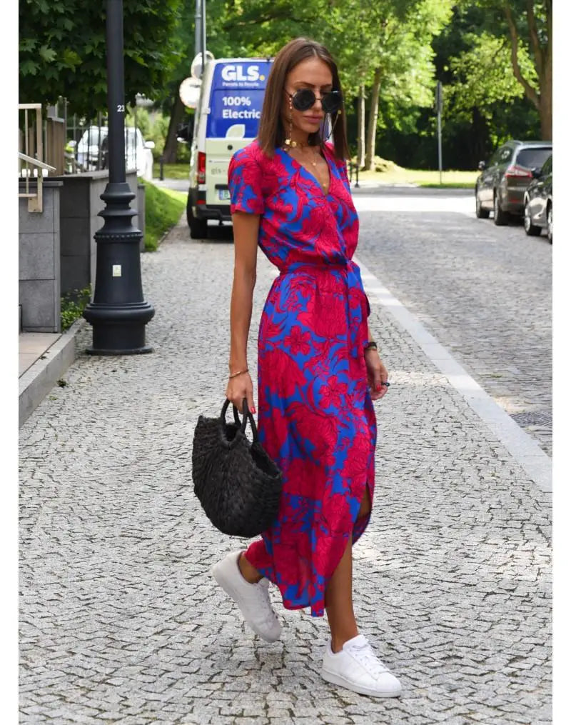 Summer women's bright dress